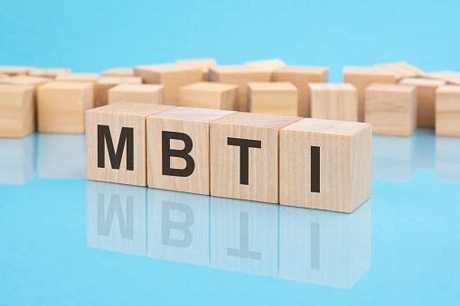 Mengapa Tes Kepribadian MBTI Banyak Digunakan untuk Self Assessment?