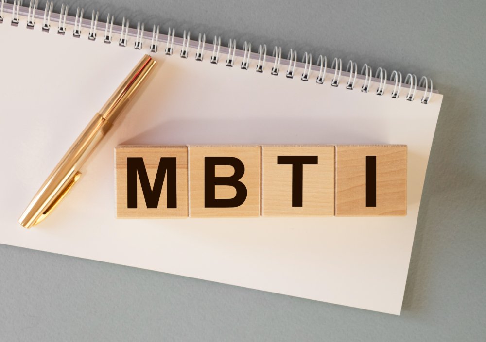 Panduan Cek MBTI untuk Mengenali Karakter dan Preferensi Diri