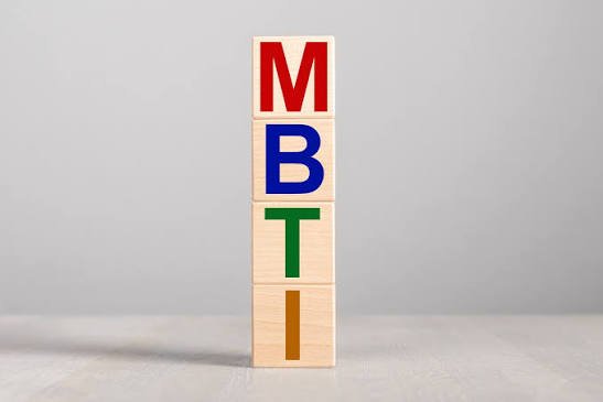 Kepribadian MBTI dan Hubungannya dengan Cara Berpikir Individu