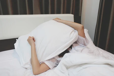 Cara Mendukung Teman Bipolar Ketika Mengalami Perubahan Mood