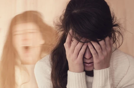Ciri-Ciri Bipolar pada Remaja dan Orang Dewasa
