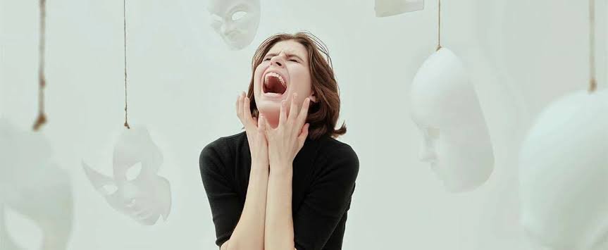 Ciri-Ciri Gangguan Bipolar dan Perbedaannya dengan Mood Swing Yang Dikenal Saat Ini