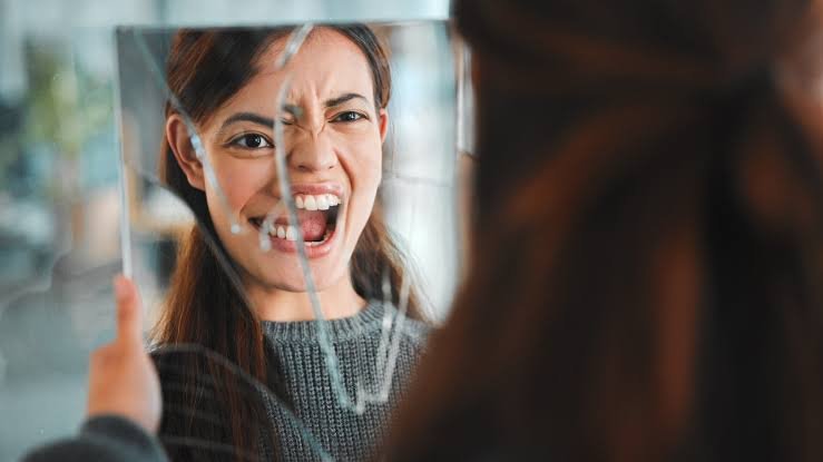 Memahami Pengaruh Bipolar terhadap Kehidupan Sosial Wanita