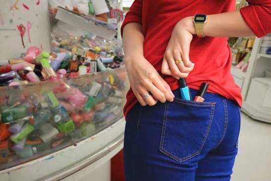 Dari Dorongan hingga Rasa Lega Memahami Definisi Kleptomania Lebih Jauh