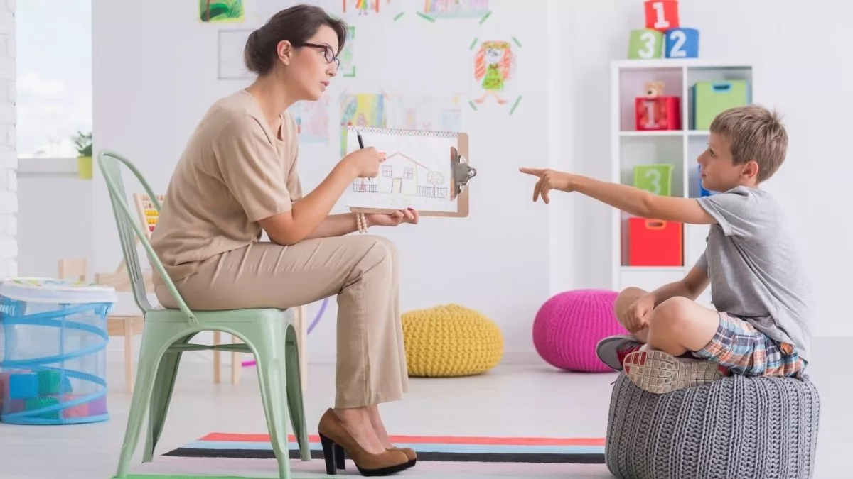 Tes CPM Adalah Tes Penalaran Nonverbal yang Berbeda dari Tes IQ Komprehensif