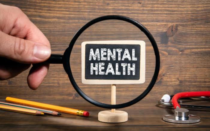 Mengapa Skrining Kesehatan Mental Perusahaan Perlu Didukung Kebijakan yang Jelas