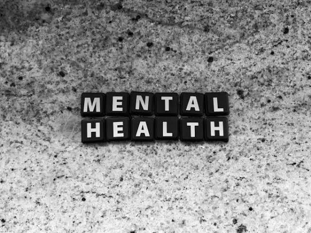 Cek Kesehatan Mental Online dan Perbedaannya dengan Konsultasi Psikolog